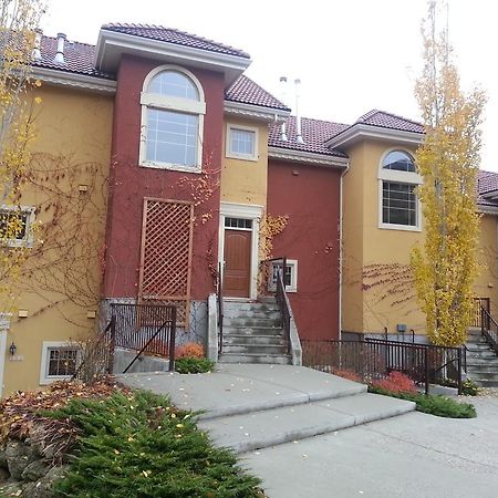 Bellasera Tuscan Villas By Associated Property Management Kelowna Kültér fotó